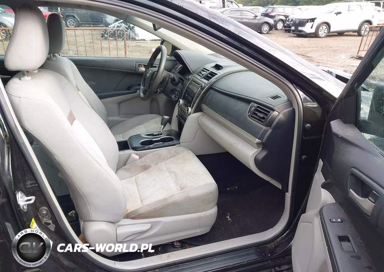 2012 Toyota Camry L VIN:4T1BF1FK4CU618985 - 5
