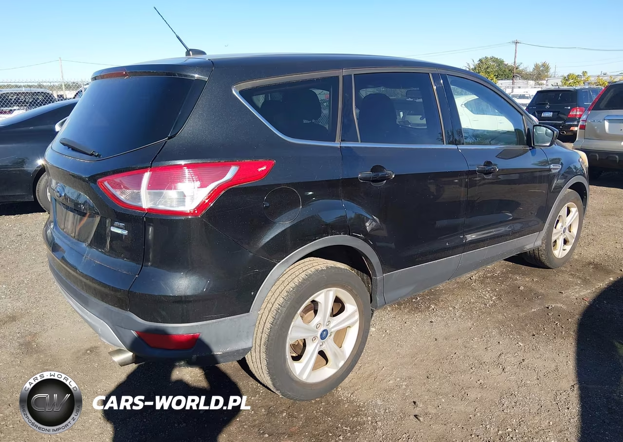 2015 Ford Escape Se VIN:1FMCU9GX9FUB54308 - 4
