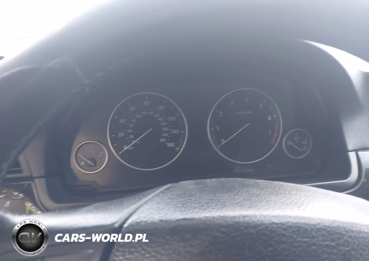 2011 BMW 528I VIN:WBAFR1C55BC744625 - 7