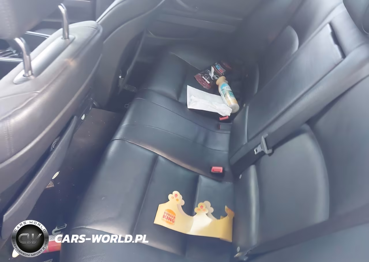 2011 BMW 528I VIN:WBAFR1C55BC744625 - 8