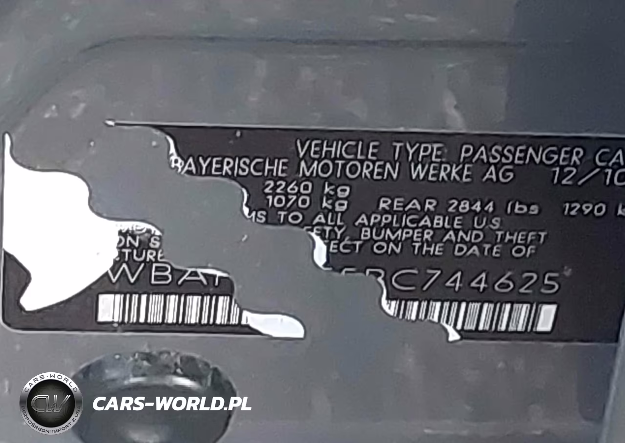 2011 BMW 528I VIN:WBAFR1C55BC744625 - 9