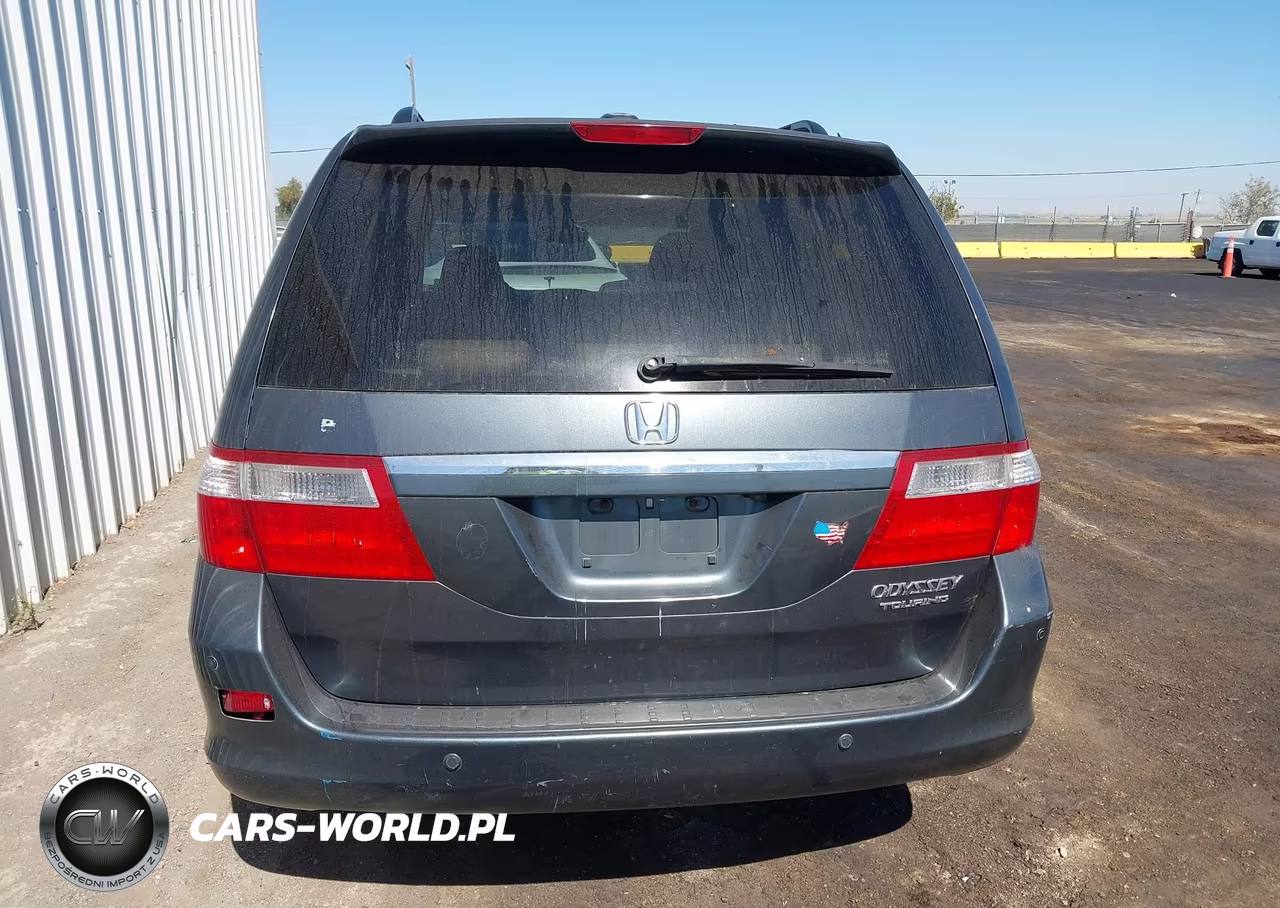 2005 Honda Odyssey Touring VIN:5FNRL38825B092666 - 16