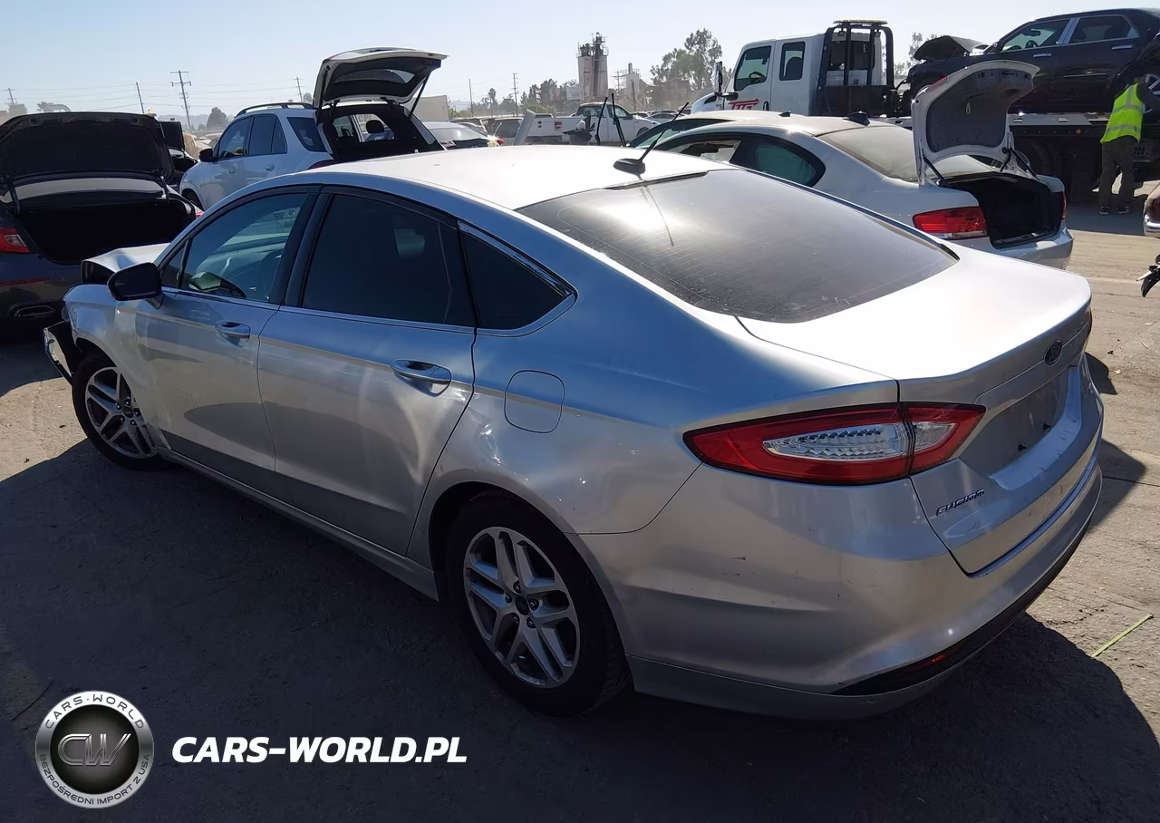 2015 Ford Fusion Se VIN:3FA6P0H77FR162410 - 3