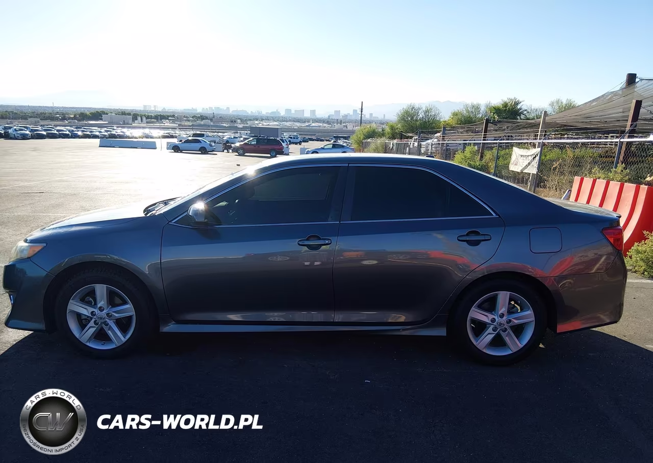 2013 Toyota Camry Se VIN:4T1BF1FK3DU262188 - 14
