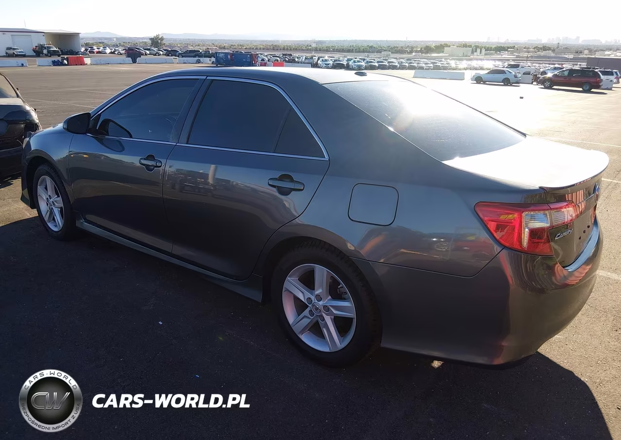 2013 Toyota Camry Se VIN:4T1BF1FK3DU262188 - 3