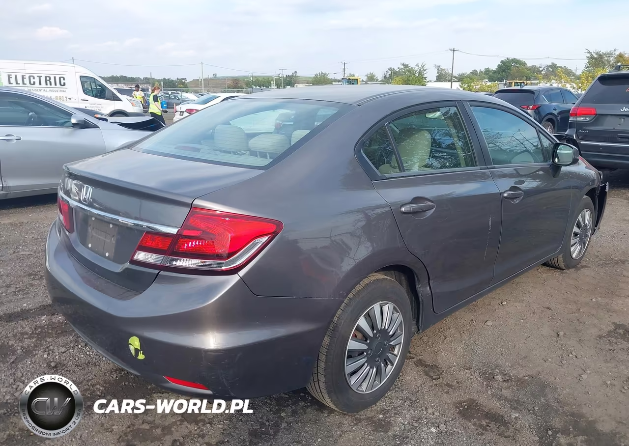 2013 Honda Civic Lx VIN:19XFB2F58DE255396 - 4