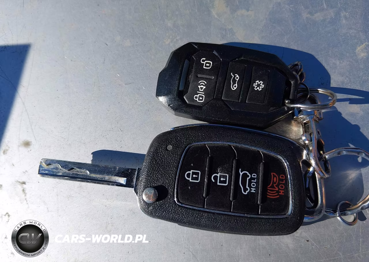 2018 Hyundai Santa Fe Sport 2.4L VIN:5XYZTDLB8JG552411 - 11