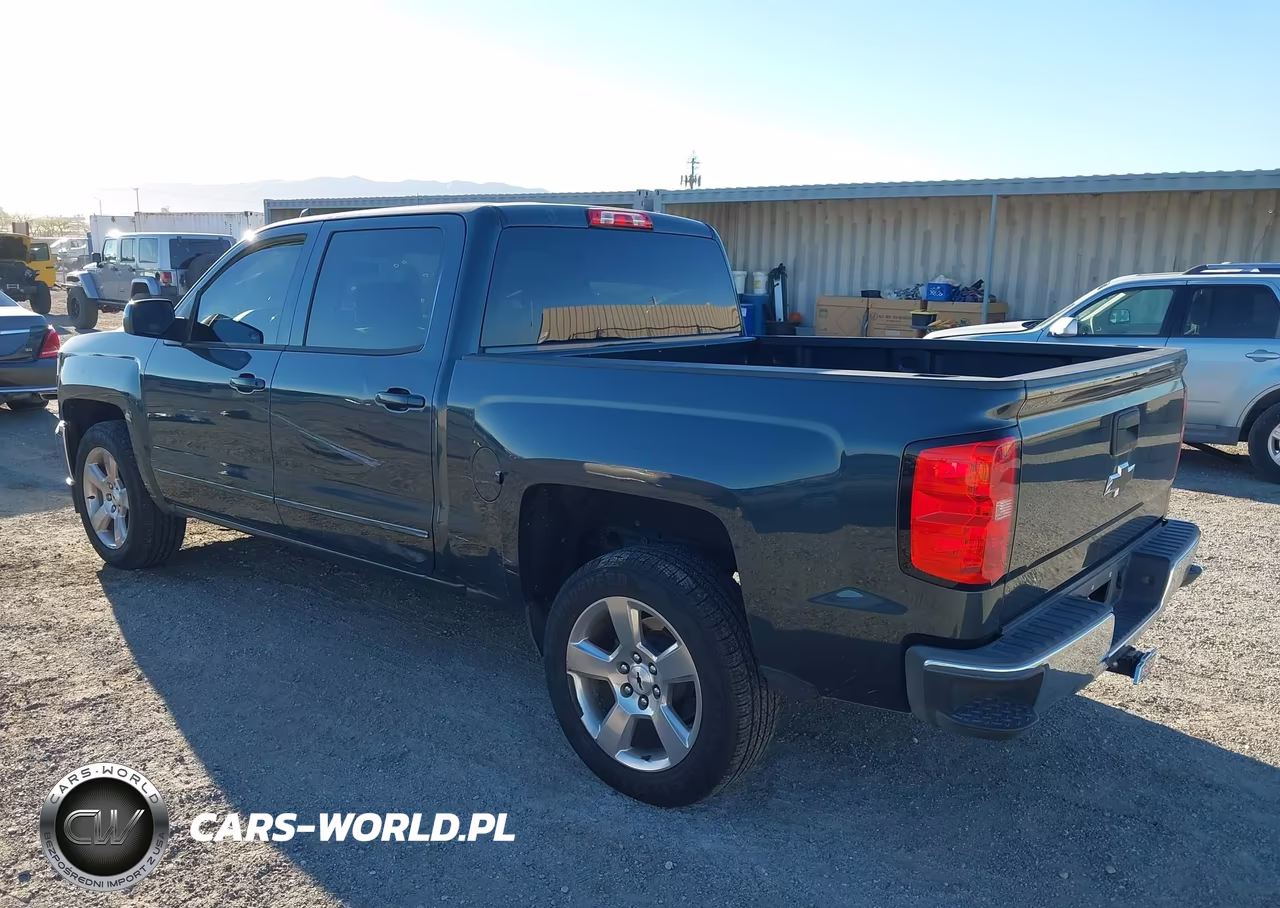 2018 Chevrolet Silverado 1500 1Lt VIN:3GCPCREC5JG451483 - 3