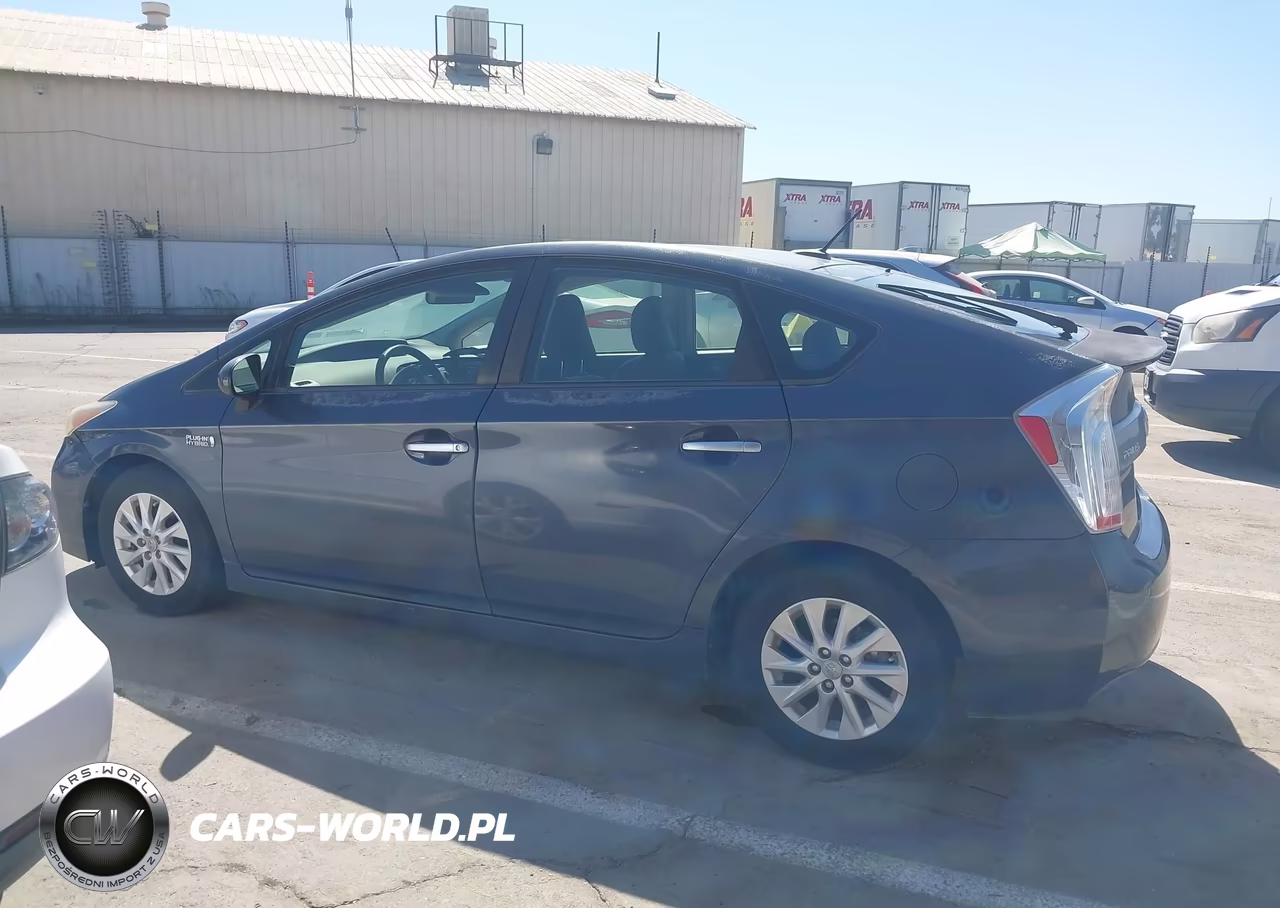 2014 Toyota Prius Plug-In VIN:JTDKN3DP5E3050157 - 14