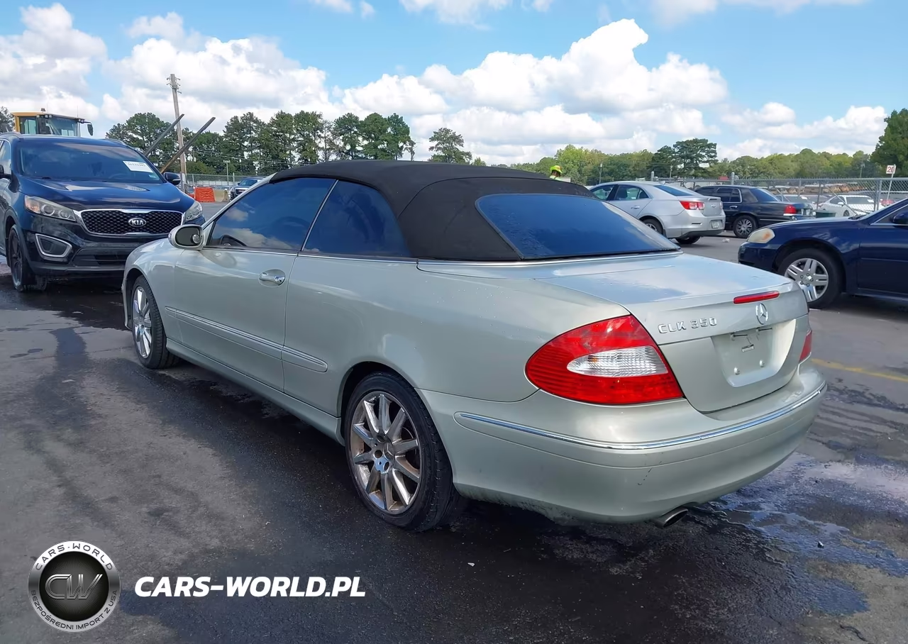 2007 Mercedes-Benz Clk 350 VIN:WDBTK56G97T087915 - 3
