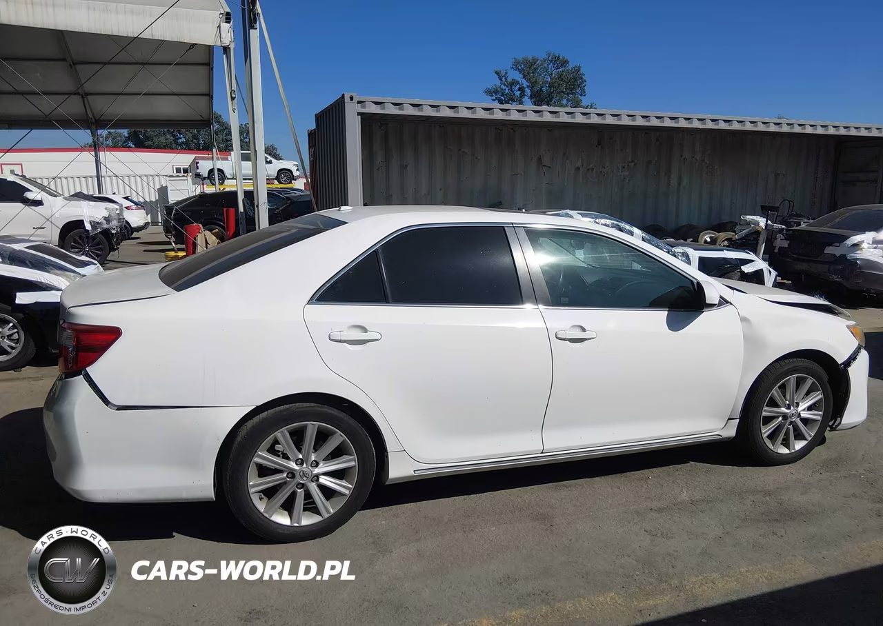 2014 Toyota Camry Hybrid Xle VIN:4T1BD1FKXEU116412 - 13