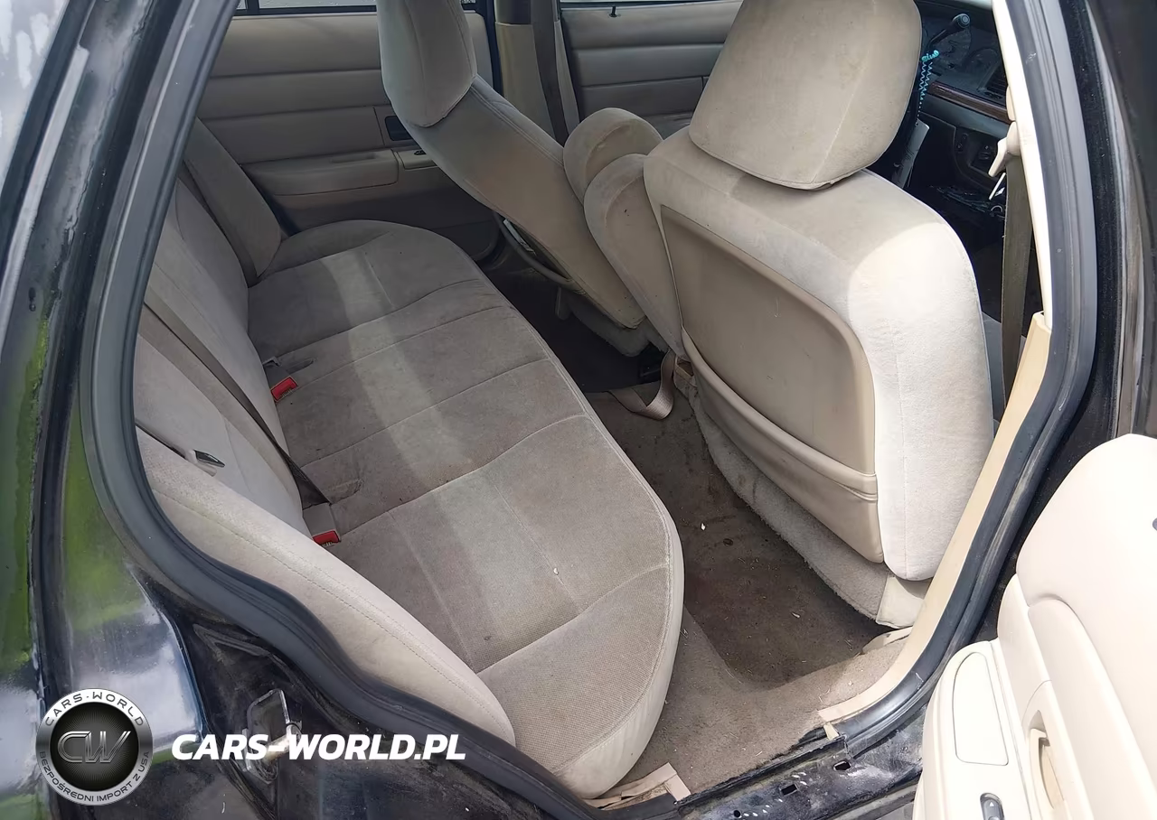 2004 Ford Crown Victoria Lx VIN:2FAFP74W94X120549 - 8