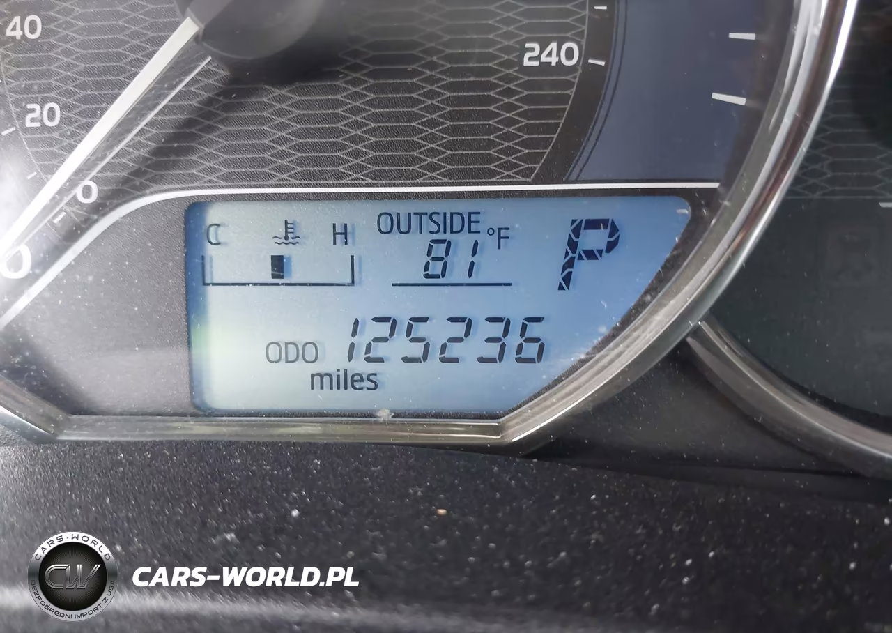 2016 Toyota Corolla Le VIN:2T1BURHE9GC637129 - 15