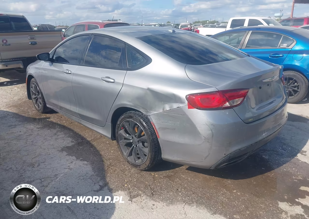 2015 Chrysler 200 S VIN:1C3CCCBB7FN590329 - 3