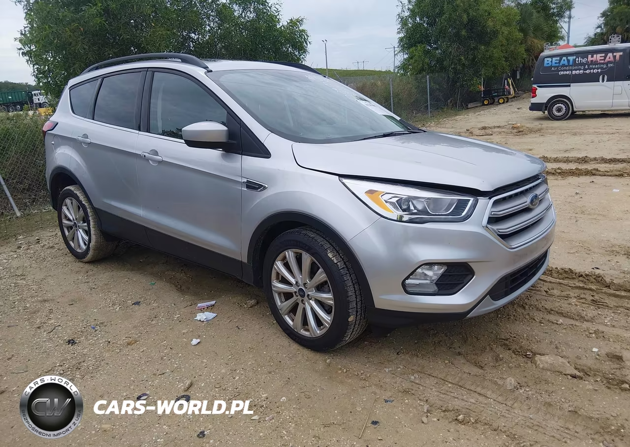 2019 Ford Escape Sel