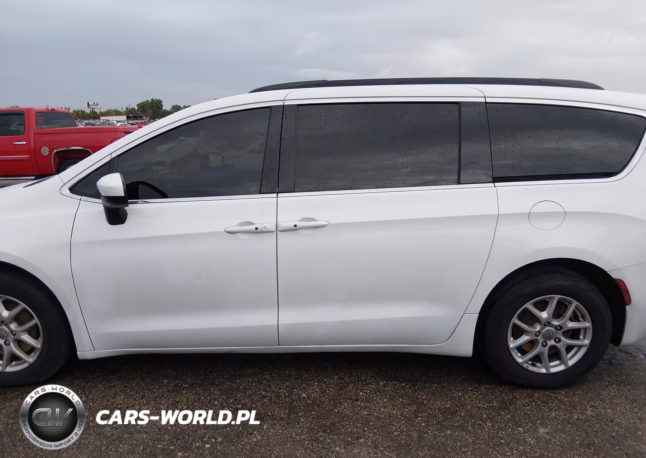 2020 Chrysler Voyager Lxi VIN:2C4RC1DG1LR163780 - 14