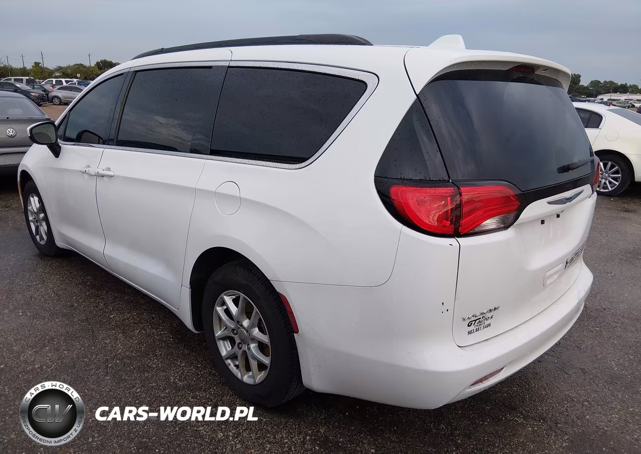 2020 Chrysler Voyager Lxi VIN:2C4RC1DG1LR163780 - 3
