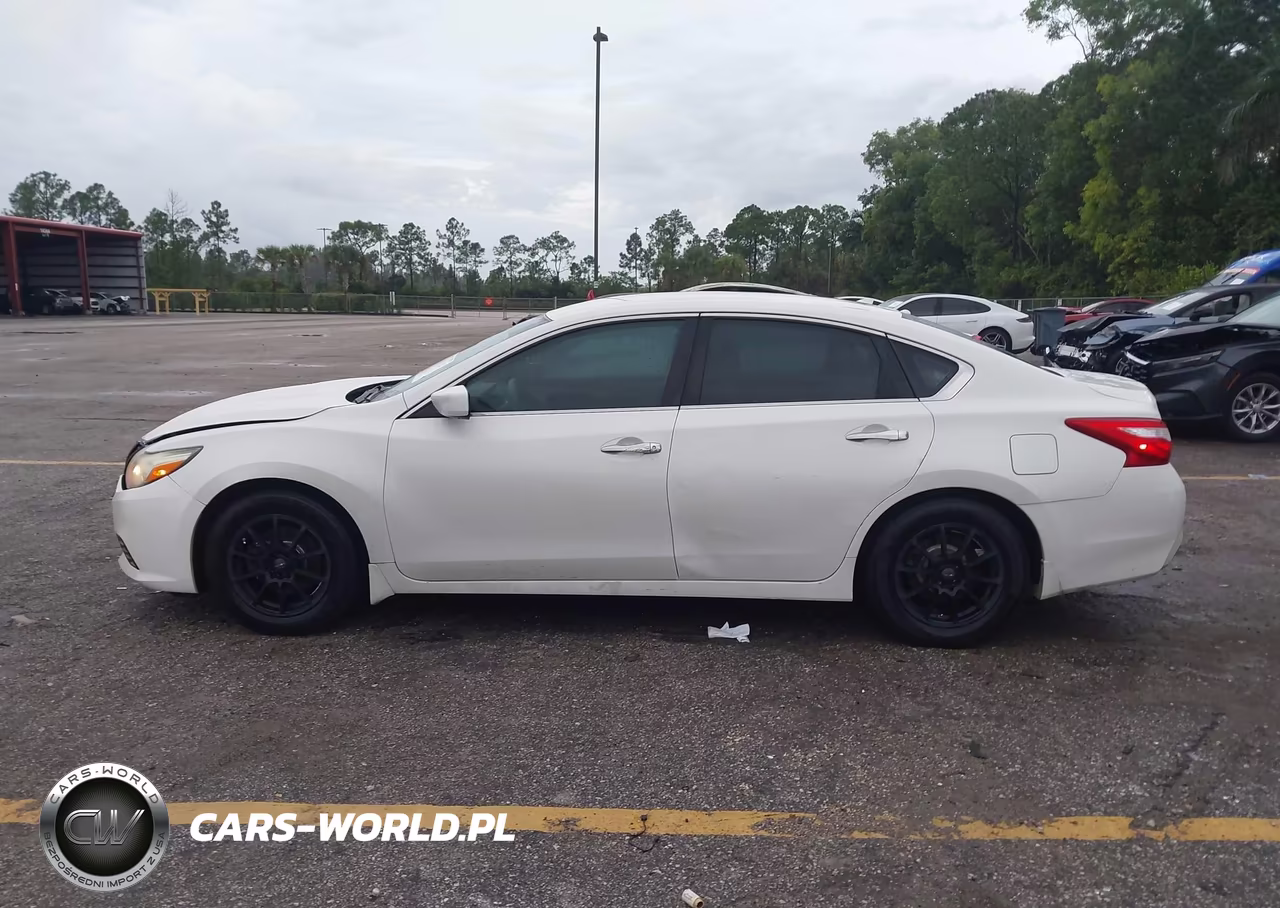 2017 Nissan Altima 2.5 S VIN:1N4AL3AP8HN319563 - 14