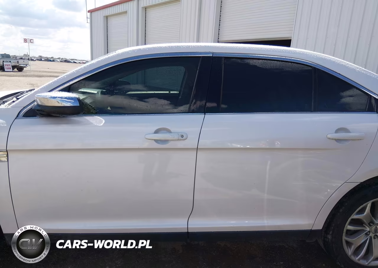 2015 Ford Taurus Limited VIN:1FAHP2F82FG129564 - 14