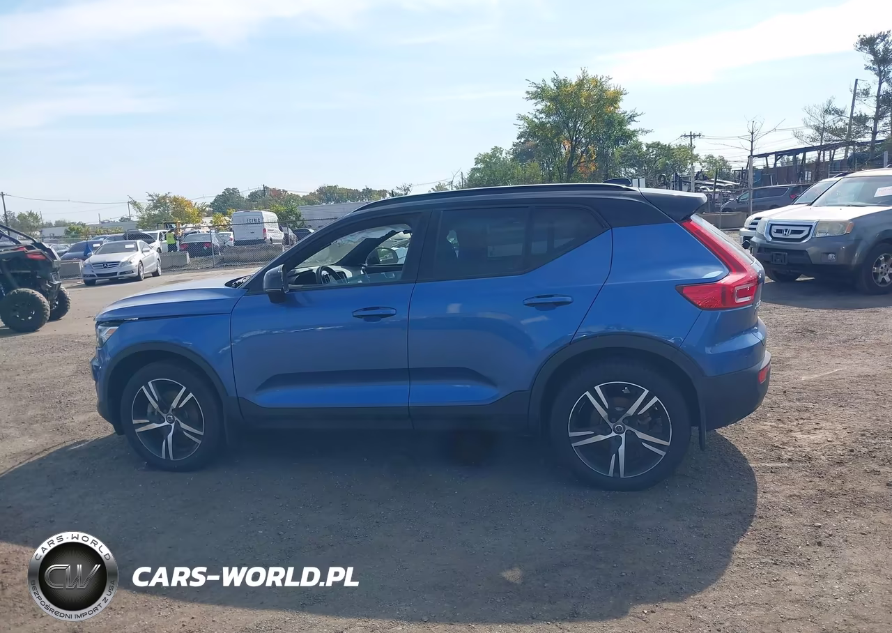 2021 Volvo Xc40 T5 R-Design VIN:YV4162UM3M2616715 - 14