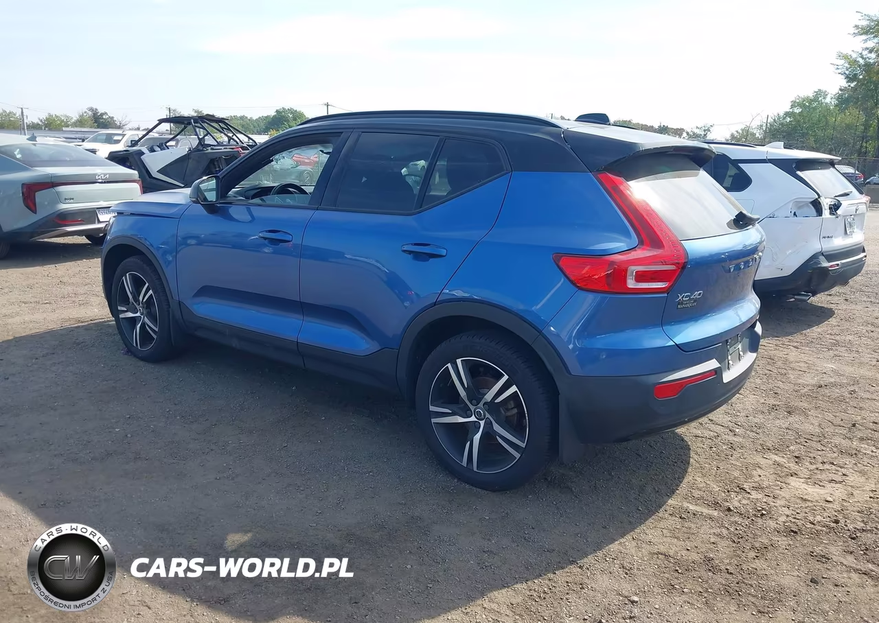 2021 Volvo Xc40 T5 R-Design VIN:YV4162UM3M2616715 - 3