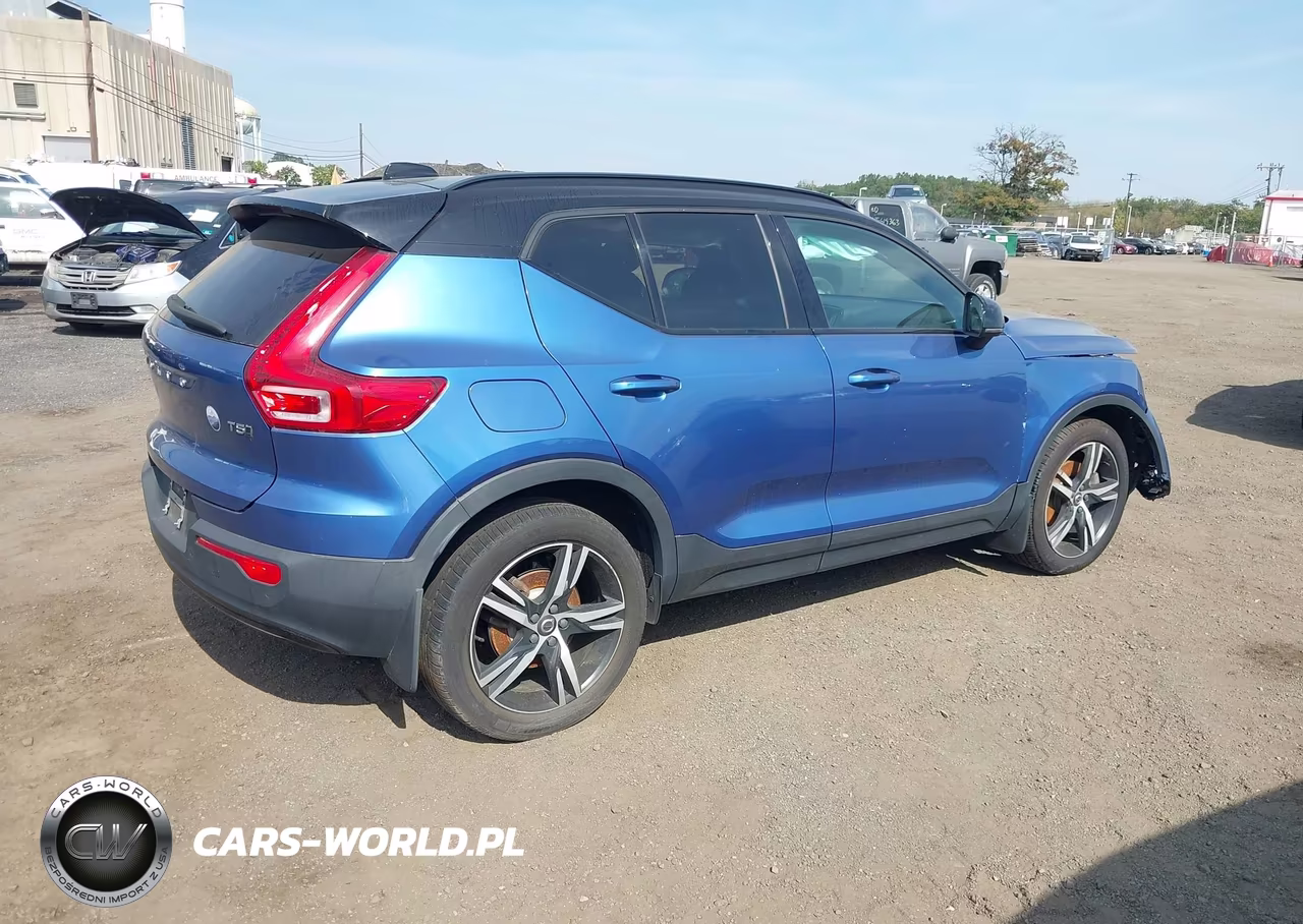 2021 Volvo Xc40 T5 R-Design VIN:YV4162UM3M2616715 - 4