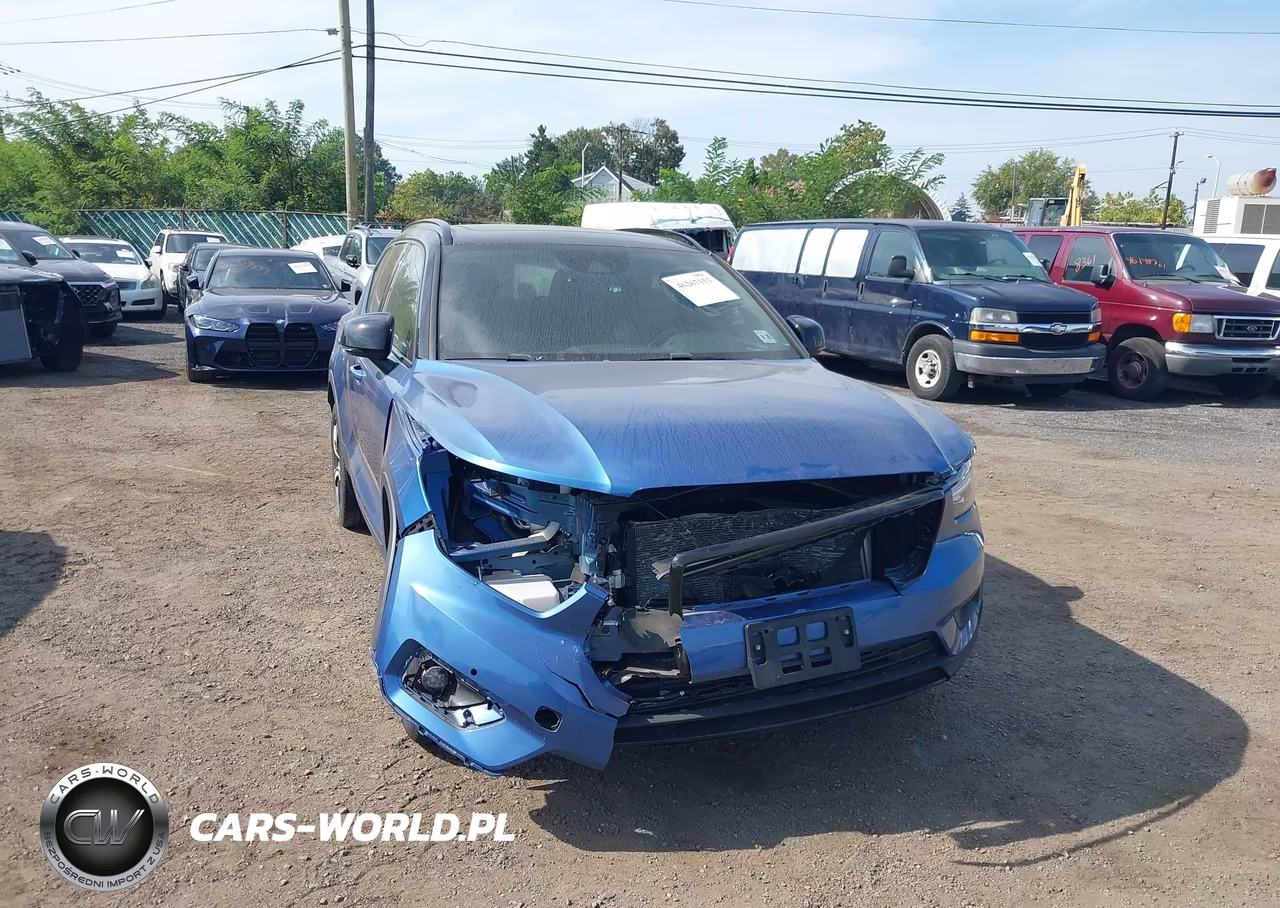 2021 Volvo Xc40 T5 R-Design VIN:YV4162UM3M2616715 - 6