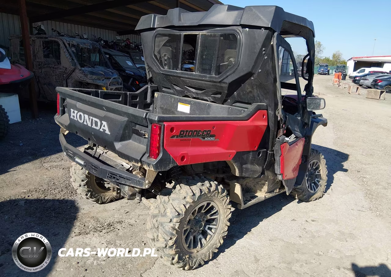 2018 Honda Sxs1000 M3 VIN:1HFVE04AXJ4200801 - 4