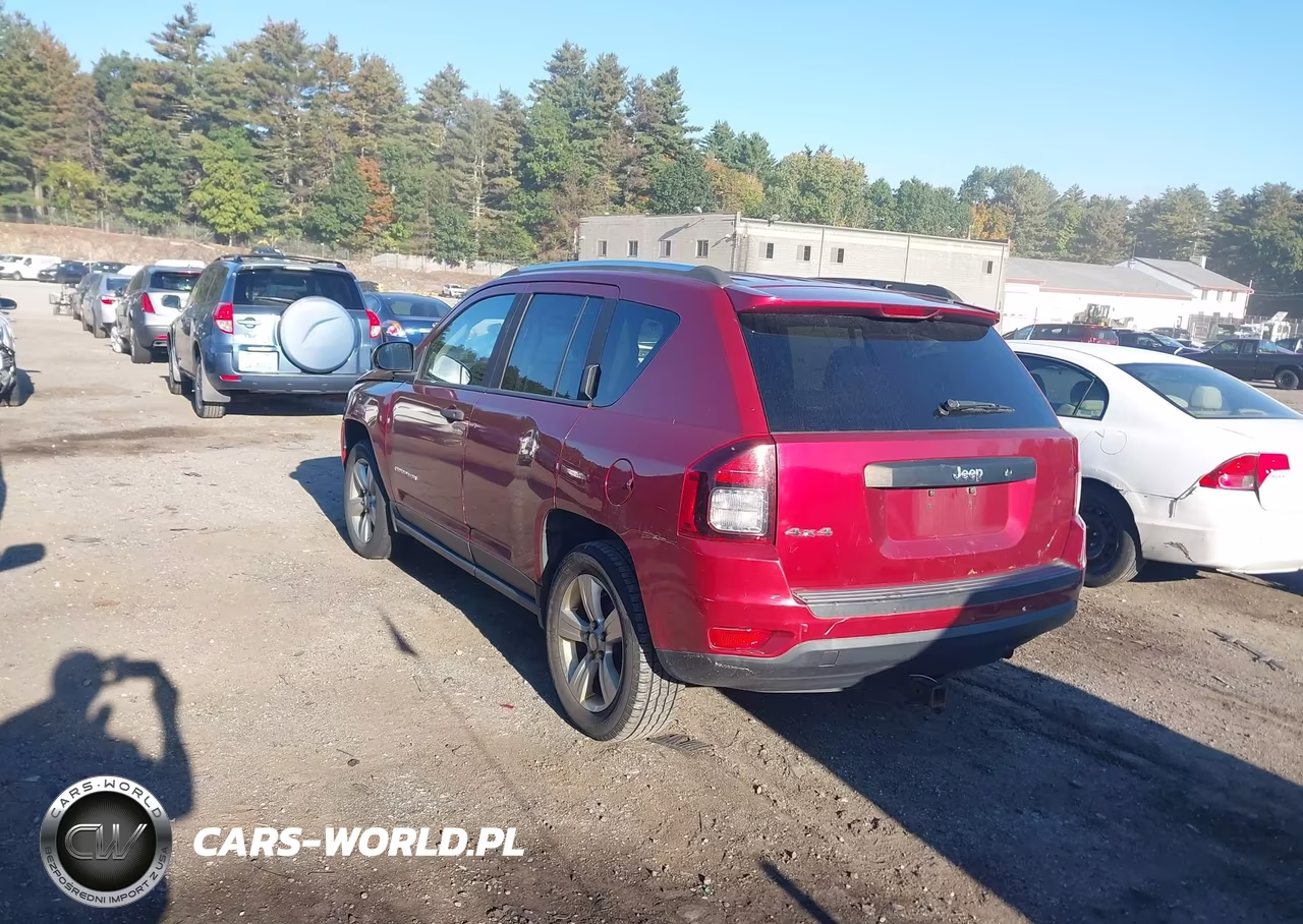 2014 Jeep Compass Sport VIN:1C4NJDBB3ED672255 - 3