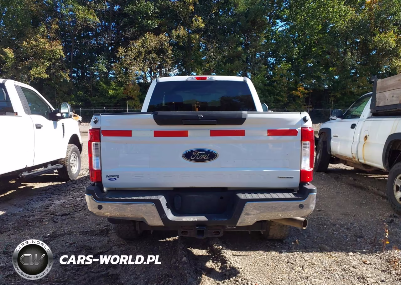 2017 Ford F-250 Xlt VIN:1FT7X2B62HEF00408 - 16