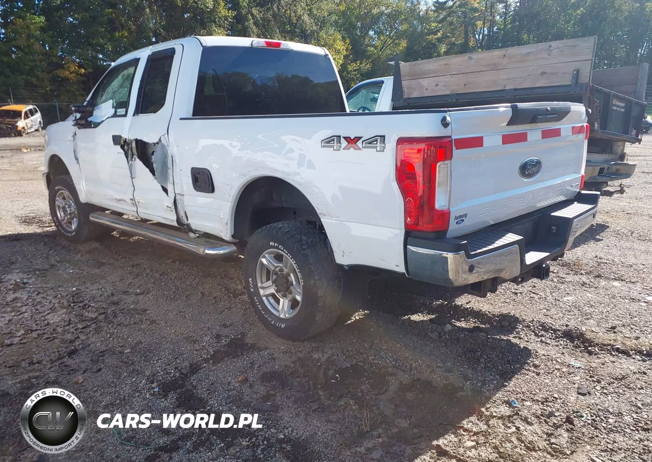 2017 Ford F-250 Xlt VIN:1FT7X2B62HEF00408 - 3