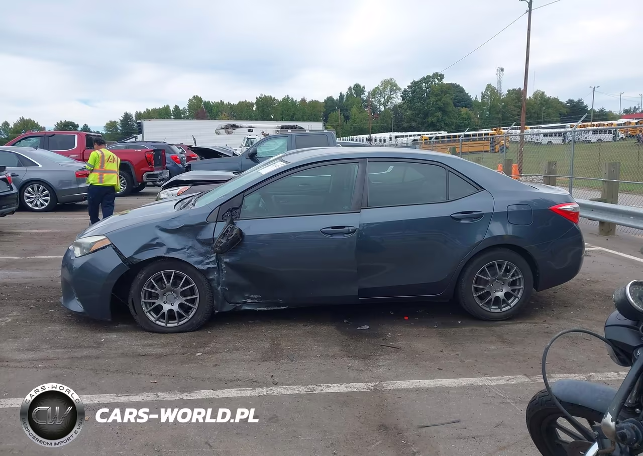 2016 Toyota Corolla Le VIN:2T1BURHE1GC632197 - 14