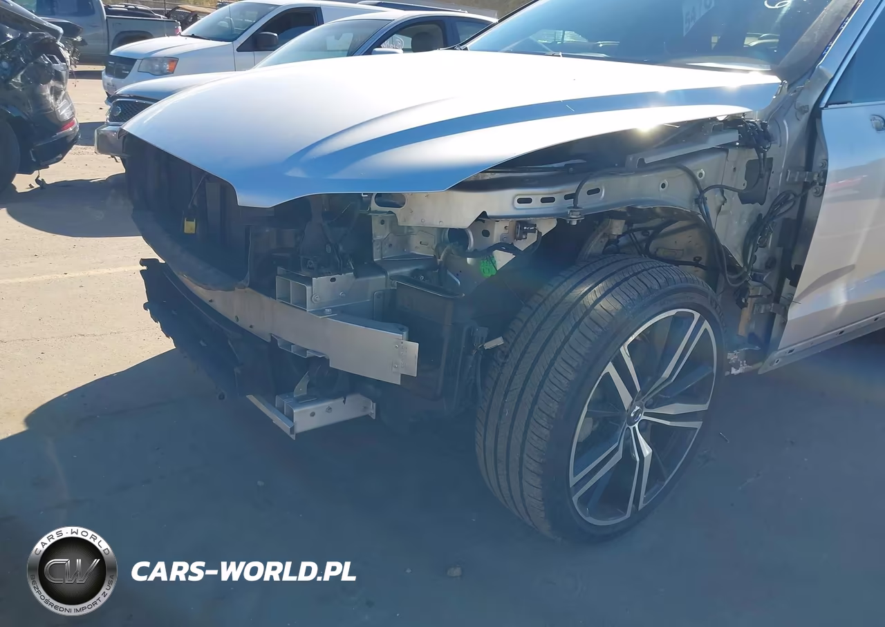 2019 Volvo Xc60 T6 R-Design VIN:LYVA22RM3KB230301 - 6