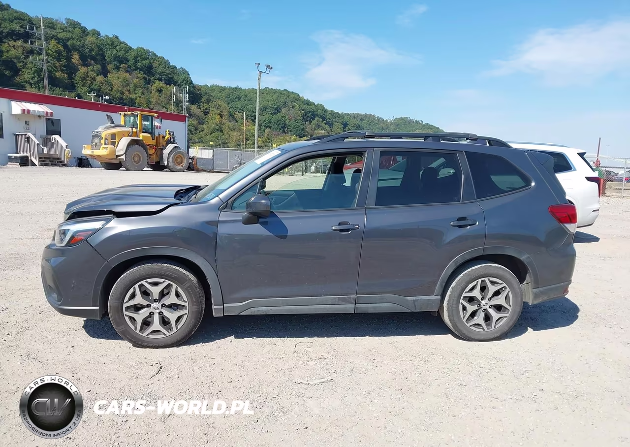 2021 Subaru Forester Premium VIN:JF2SKAJC6MH552998 - 14