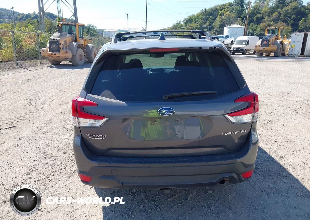 2021 Subaru Forester Premium VIN:JF2SKAJC6MH552998 - 16