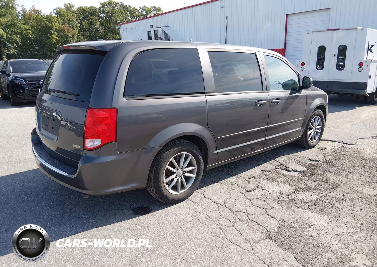2016 Dodge Grand Caravan Se Plus VIN:2C4RDGBG3GR370535 - 4