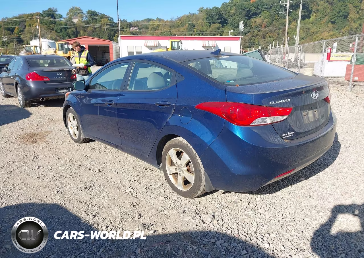 2013 Hyundai Elantra Gls VIN:KMHDH4AE9DU656896 - 3