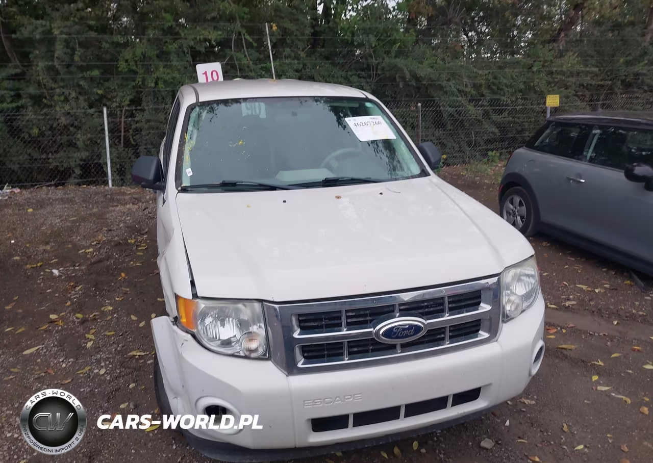 2011 Ford Escape Xls VIN:1FMCU0C77BKB25476 - 12