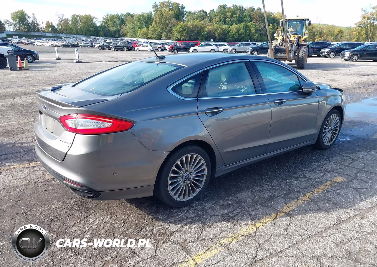 2013 Ford Fusion Titanium VIN:3FA6P0D94DR122029 - 4