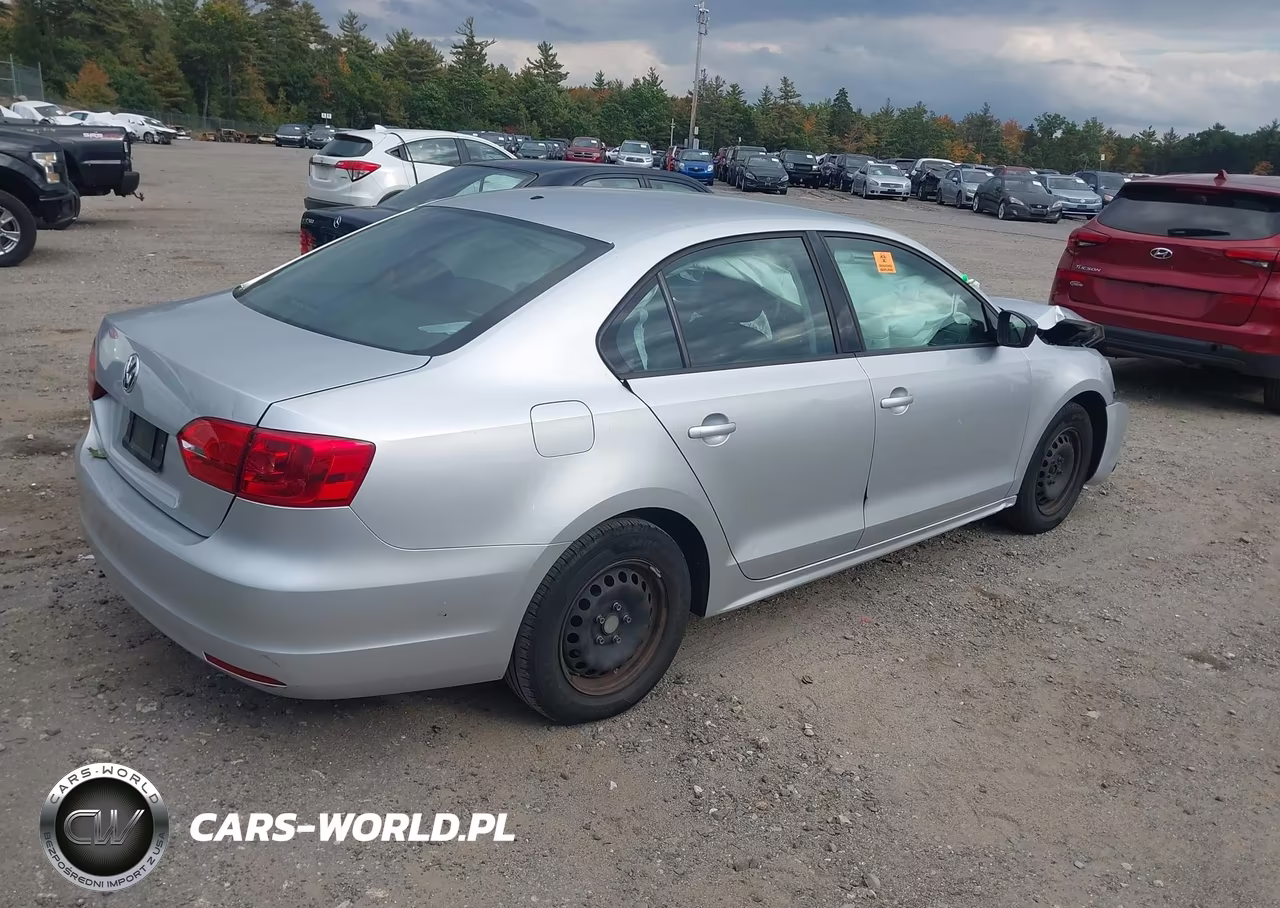 2014 Volkswagen Jetta 2.0L S VIN:3VW2K7AJ3EM221094 - 4