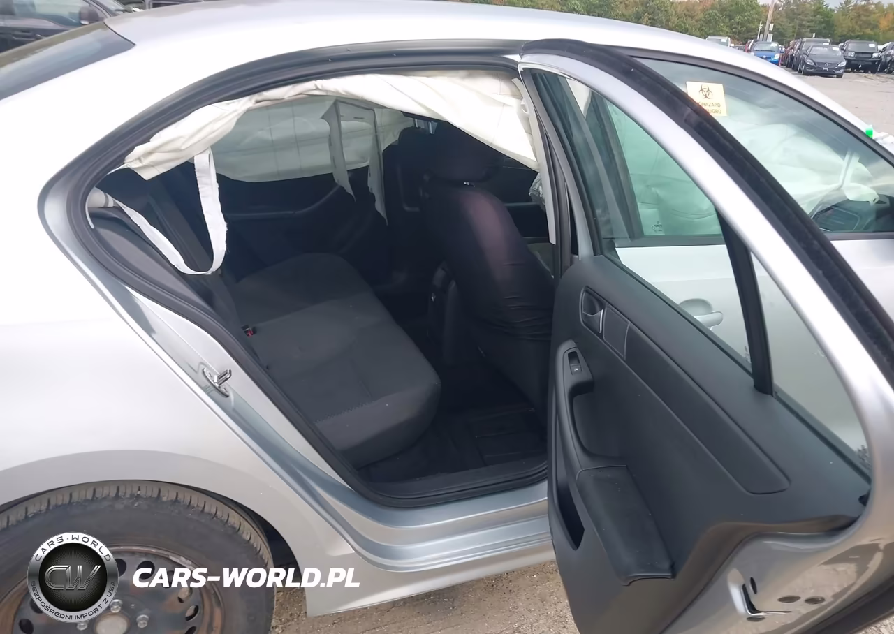 2014 Volkswagen Jetta 2.0L S VIN:3VW2K7AJ3EM221094 - 8