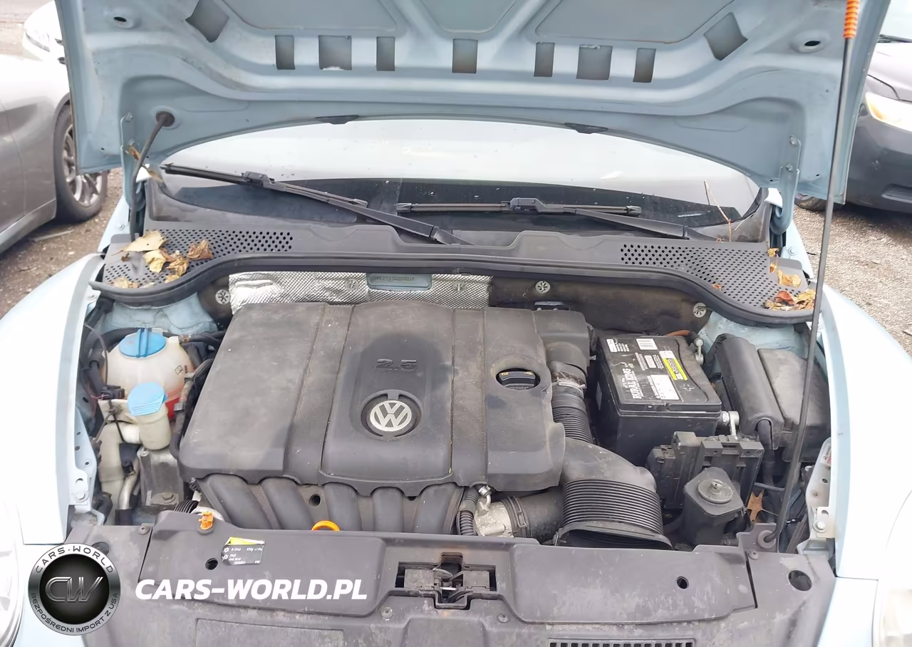 2012 Volkswagen Beetle 2.5L VIN:3VWJP7AT6CM636440 - 10