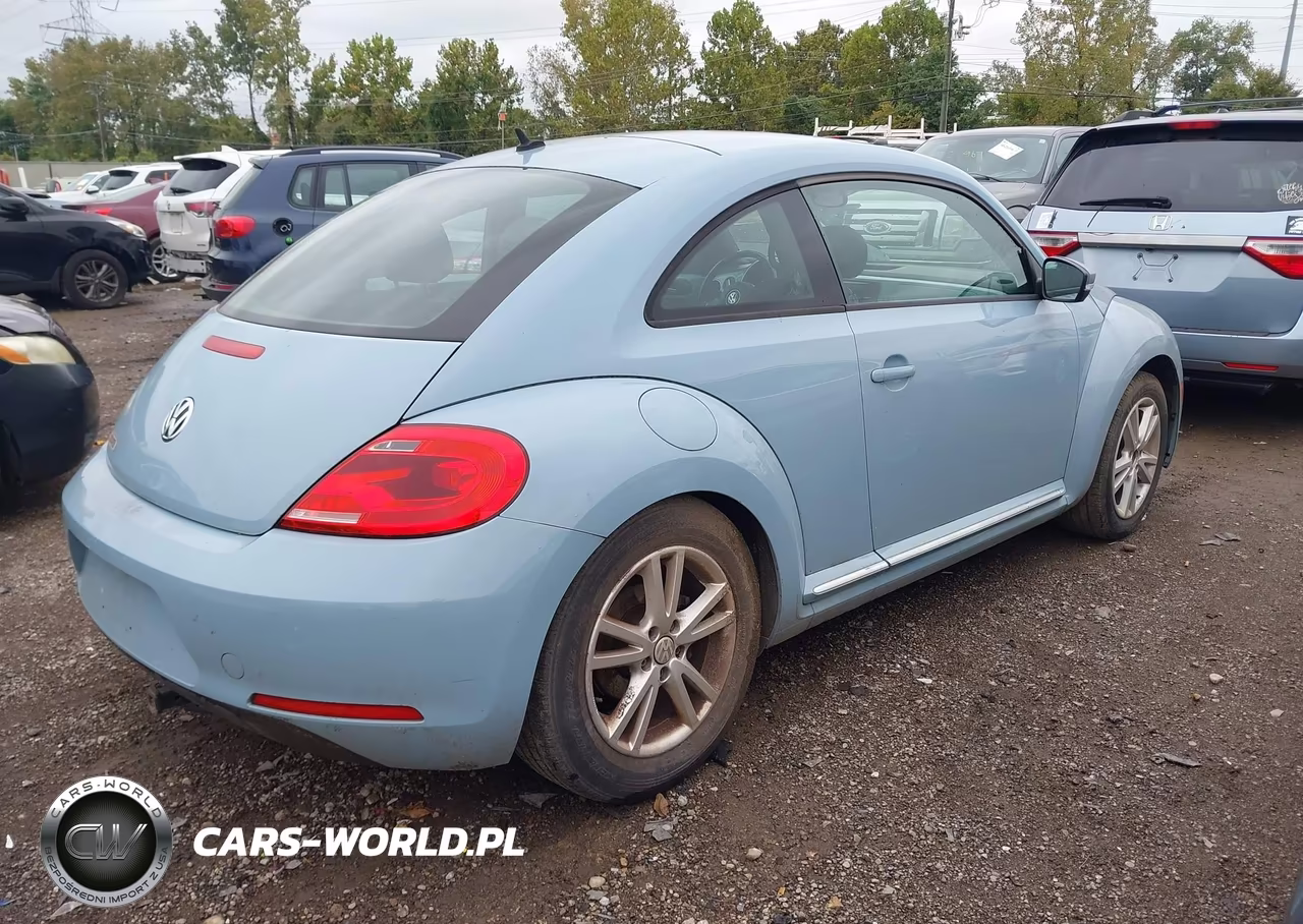 2012 Volkswagen Beetle 2.5L VIN:3VWJP7AT6CM636440 - 4