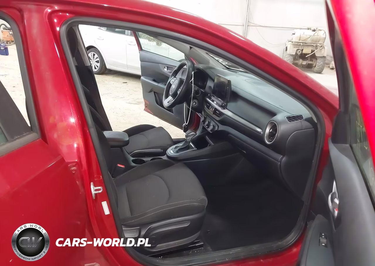 2021 Kia Forte Lxs VIN:3KPF24AD0ME303063 - 5