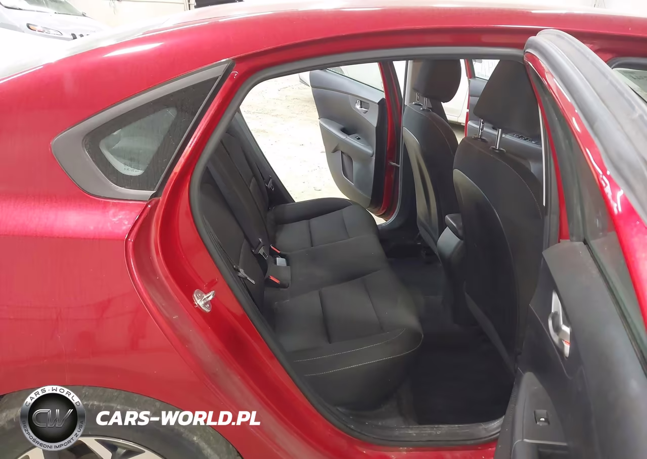 2021 Kia Forte Lxs VIN:3KPF24AD0ME303063 - 8