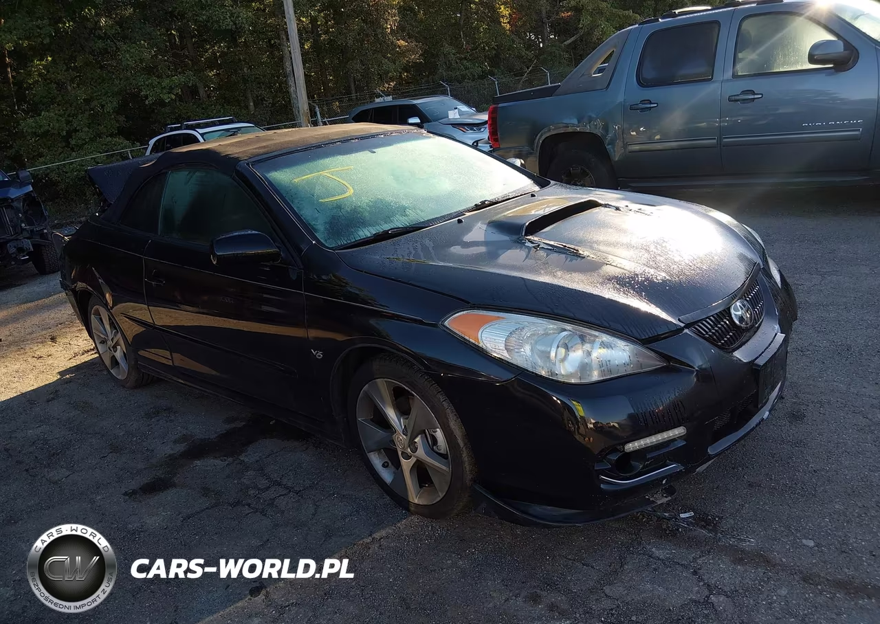 2005 Toyota Camry Solara Se
