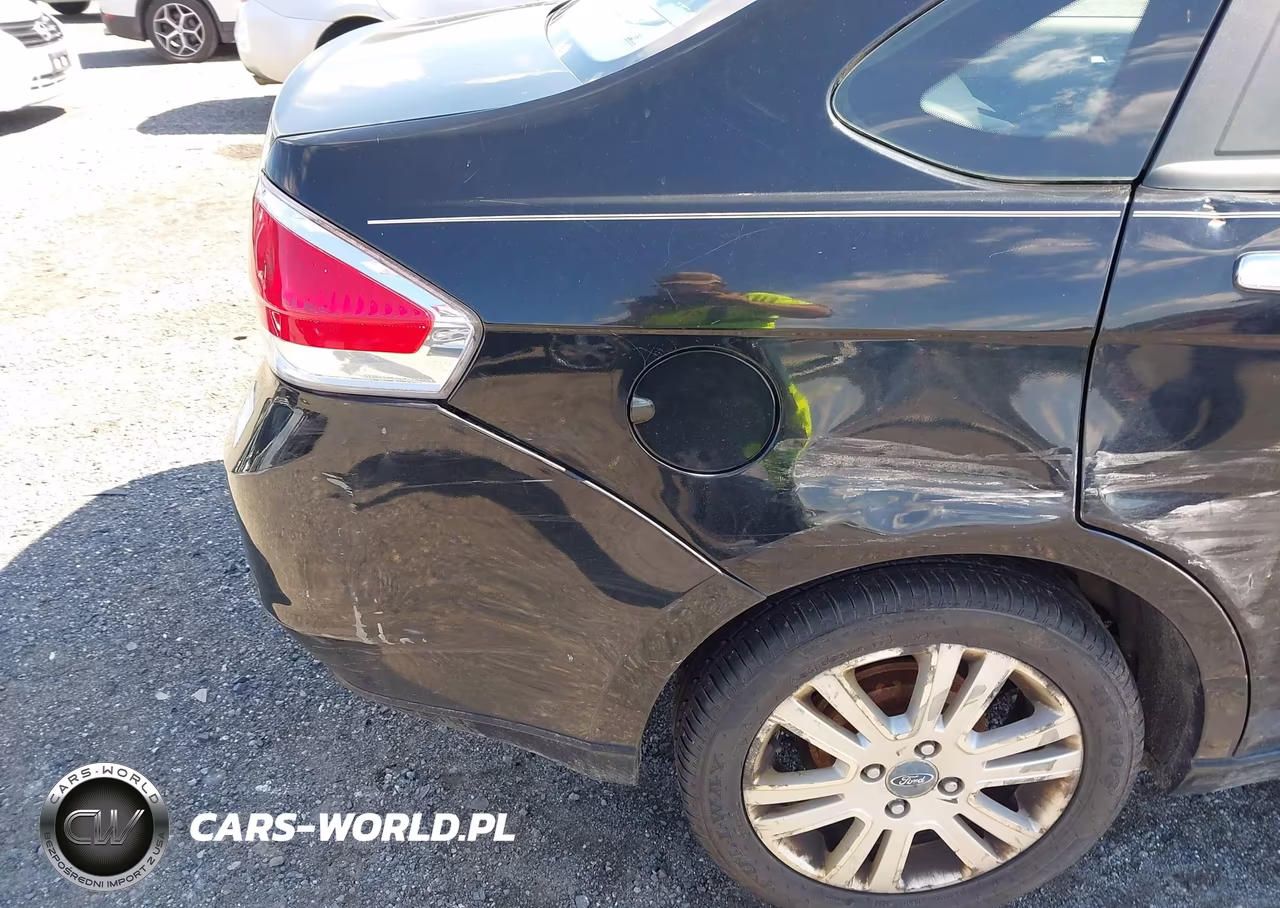 2008 Ford Focus Se-Ses VIN:1FAHP35NX8W231510 - 14