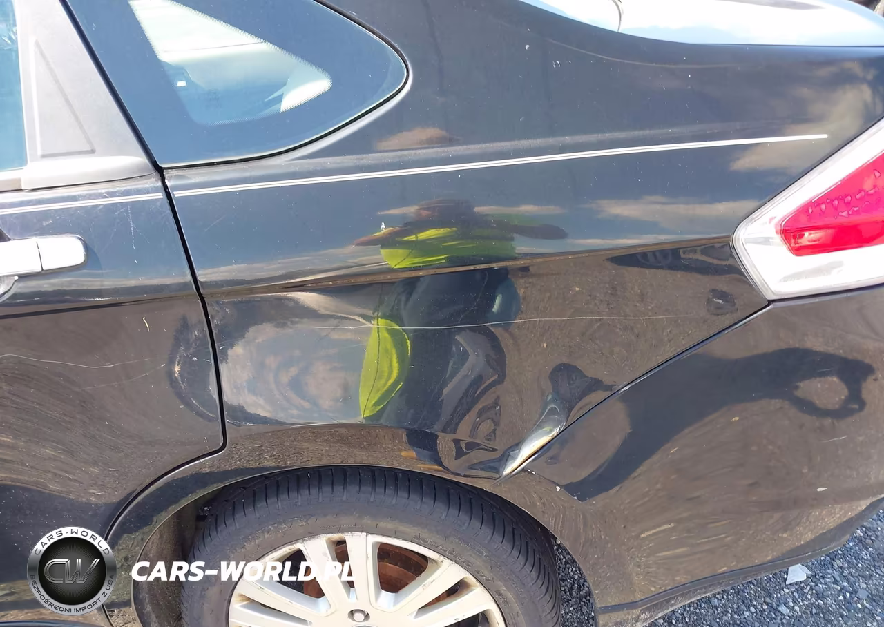 2008 Ford Focus Se-Ses VIN:1FAHP35NX8W231510 - 15