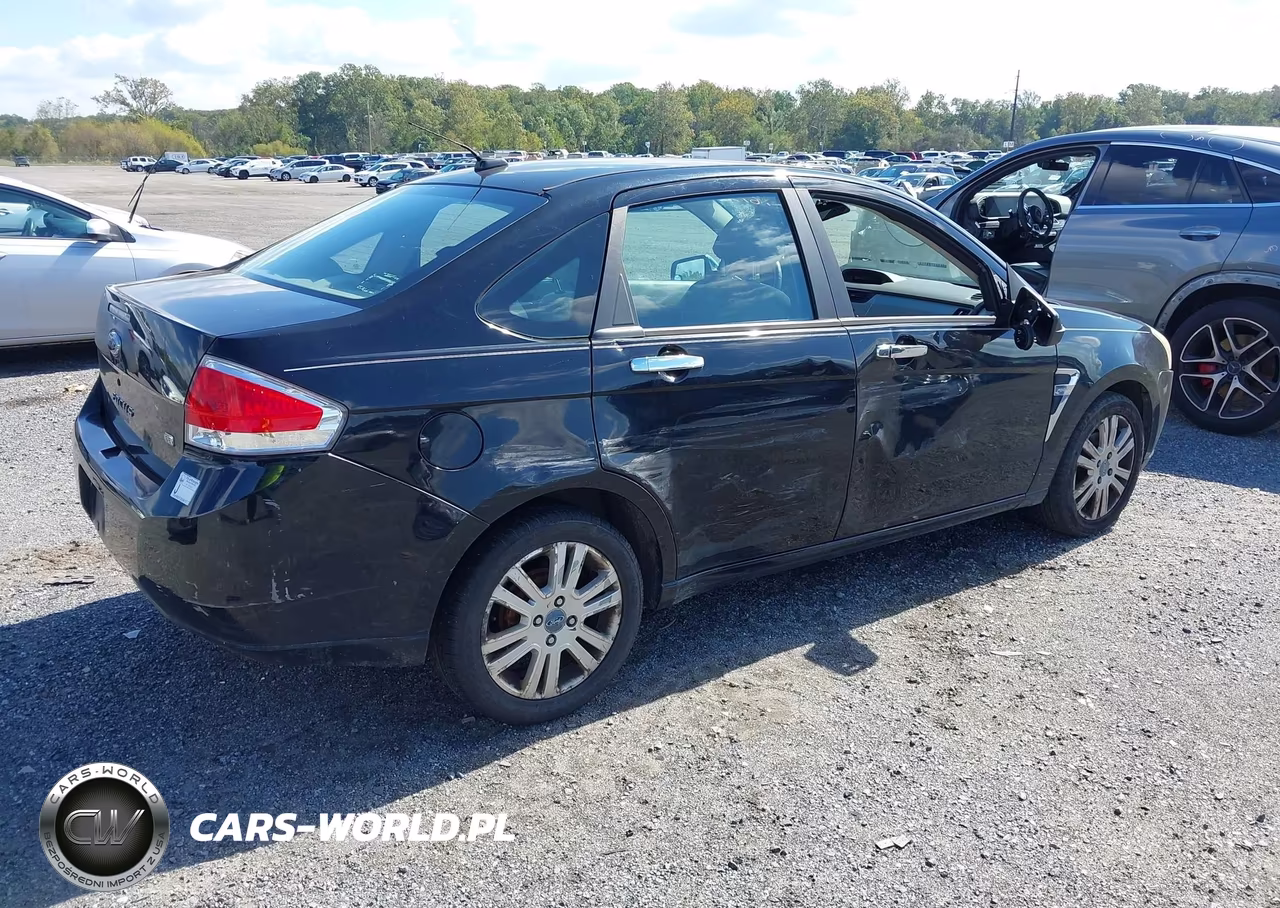 2008 Ford Focus Se-Ses VIN:1FAHP35NX8W231510 - 4