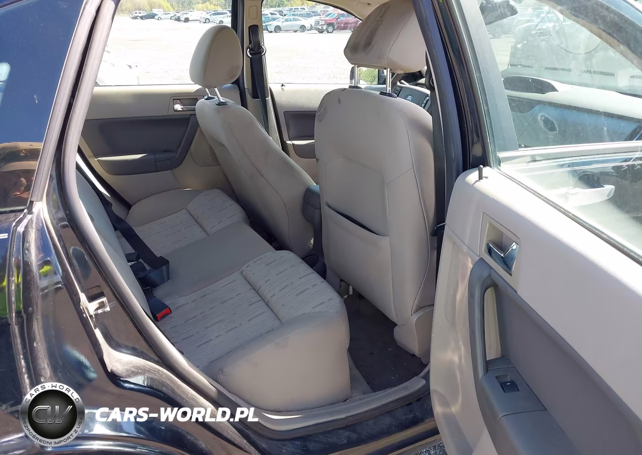2008 Ford Focus Se-Ses VIN:1FAHP35NX8W231510 - 8